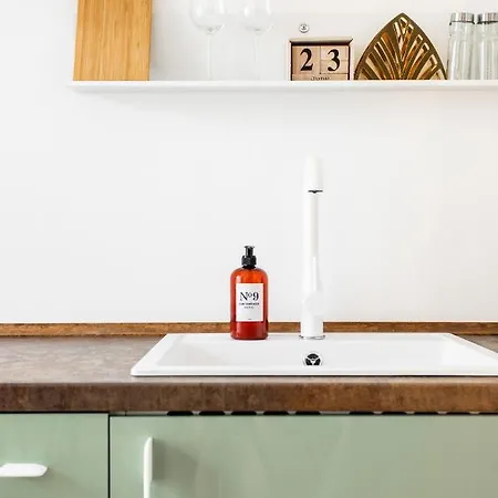 Cozy Modern Studio In Prague'S Absolute Center Esterno foto