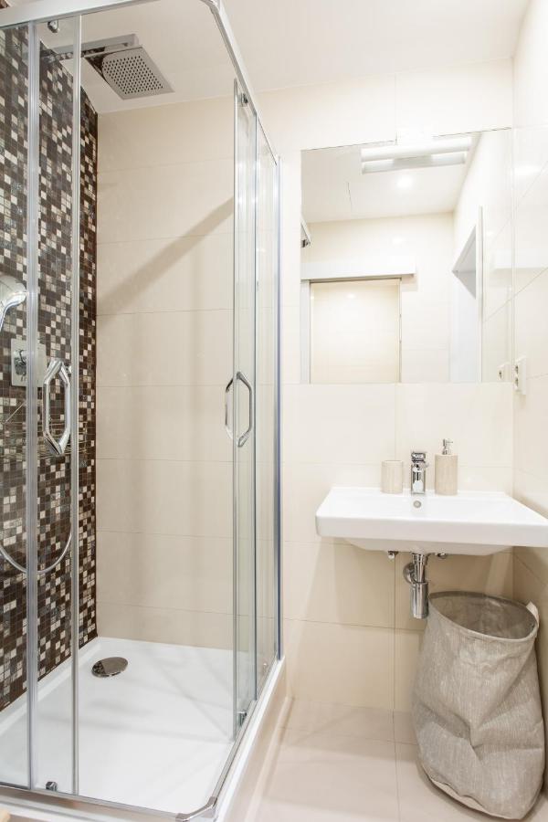 Apartment Cozy Modern In Prague's Absolute Center Prag