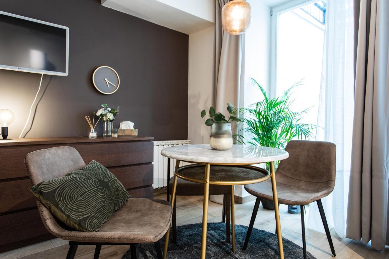 Cozy Modern In Prague's Absolute Center Prag